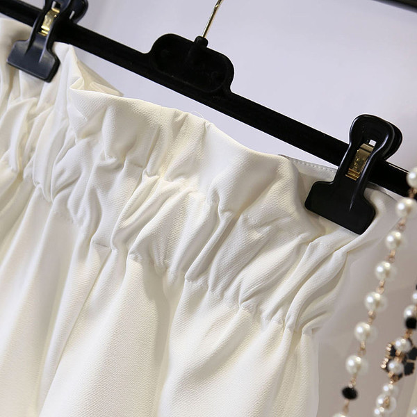 Pantaloni scurti eleganti de dama cu talie inalta si cravate incrucisate in trei culori