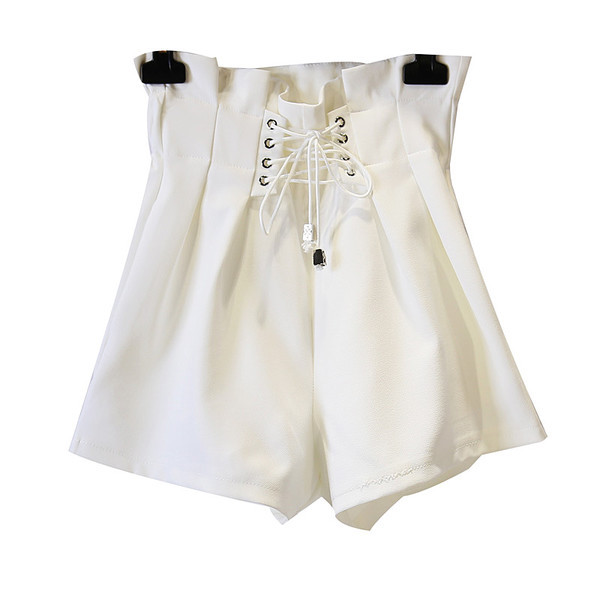 Pantaloni scurti eleganti de dama cu talie inalta si cravate incrucisate in trei culori