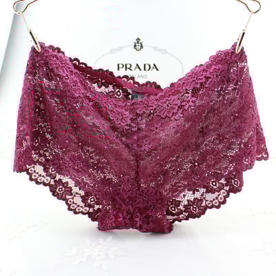 Απαλά  γυναικεία εσώρουχα από δαντέλα σε διάφορα χρώματα