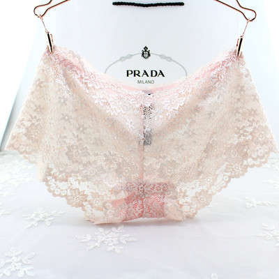 Απαλά  γυναικεία εσώρουχα από δαντέλα σε διάφορα χρώματα