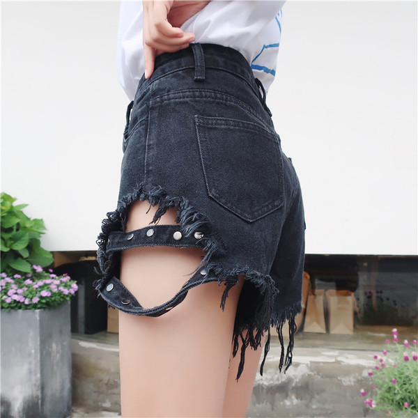 Pantaloni scurți de damă rupti cu talie înaltă