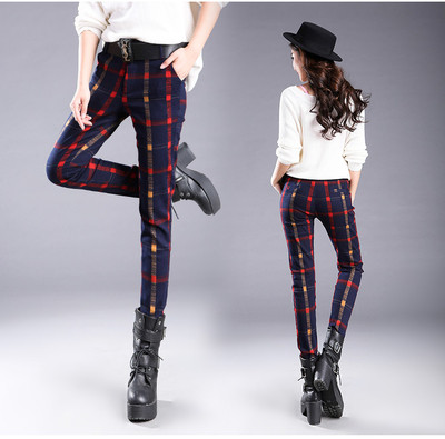 Γυναικεία παντελόνια σε διάφορα χρώματα κατάλληλα για τη καθημερινή ζωή