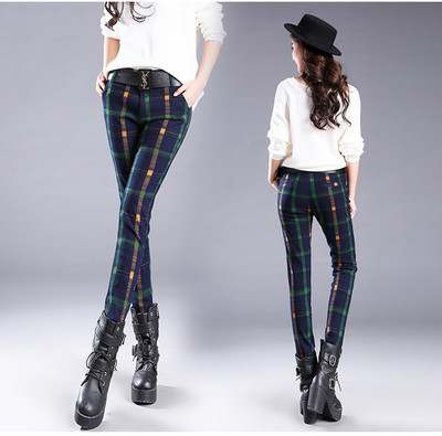 Γυναικεία παντελόνια σε διάφορα χρώματα κατάλληλα για τη καθημερινή ζωή