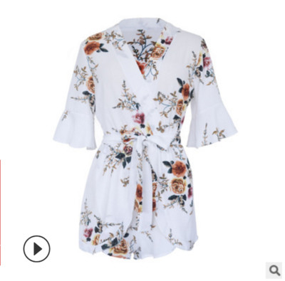 Καλοκαιρινή γυναικεία σαλοπέτα σε τρία μοντέλα με floral μοτίβο και V-neckline