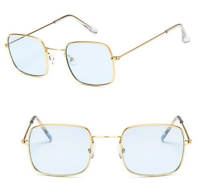 Σύγχρονα γυναικεία γυαλιά σε τετράγωνη μορφή σε διάφορα χρώματα