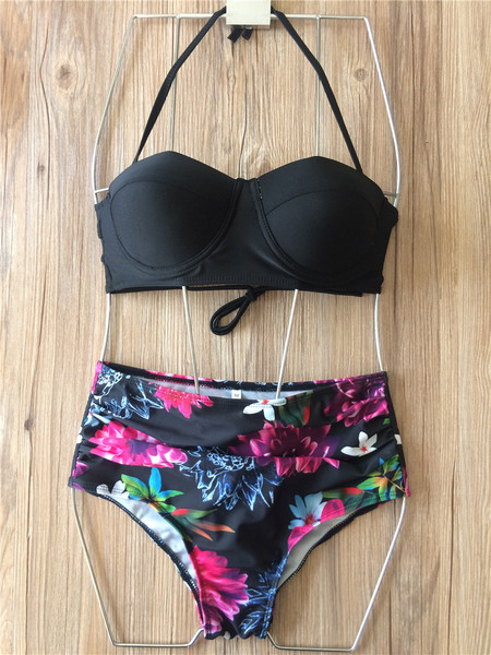 Costum de baie din două piese pentru femei - bikini cu talie înaltă cu model floral cu bustieră în negru