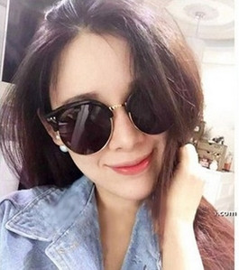 Κομψά γυναικεία γυαλιά ηλίου 