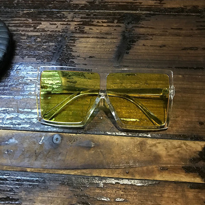 Ochelari de soare casual de dama cu forma patrata in mai multe culori