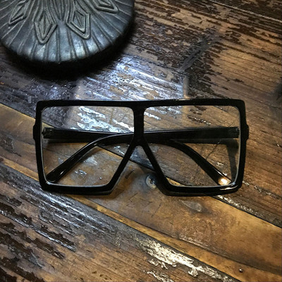 Ochelari de soare casual de dama cu forma patrata in mai multe culori