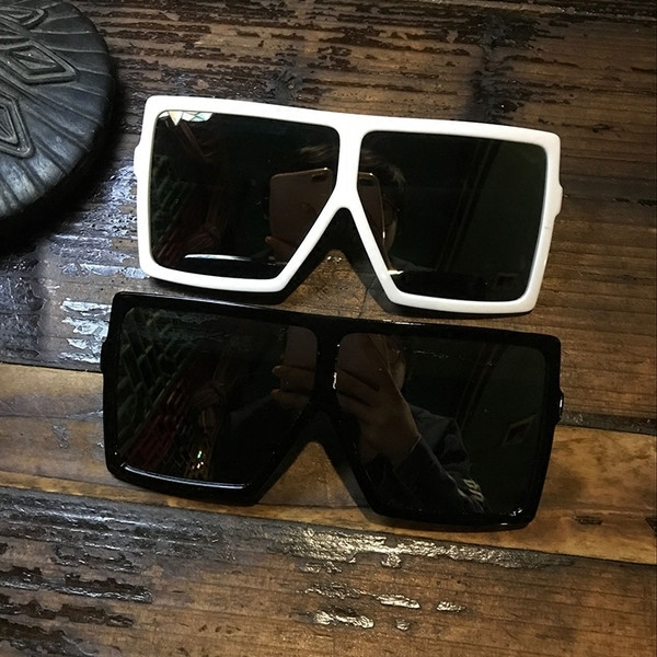 Ochelari de soare casual de dama cu forma patrata in mai multe culori