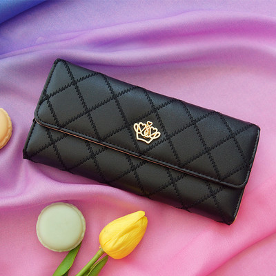 Γυναικείο πορτοφόλι σε διάφορα χρώματα με μεταλλικά στοιχεία