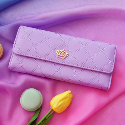 Γυναικείο πορτοφόλι σε διάφορα χρώματα με μεταλλικά στοιχεία