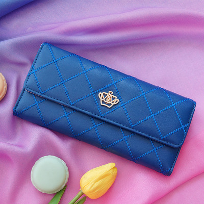 Γυναικείο πορτοφόλι σε διάφορα χρώματα με μεταλλικά στοιχεία