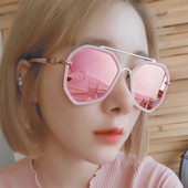 Γυναικεία γυαλιά ηλίου με έγχρωμο γυαλί και λεπτό πλαίσιο