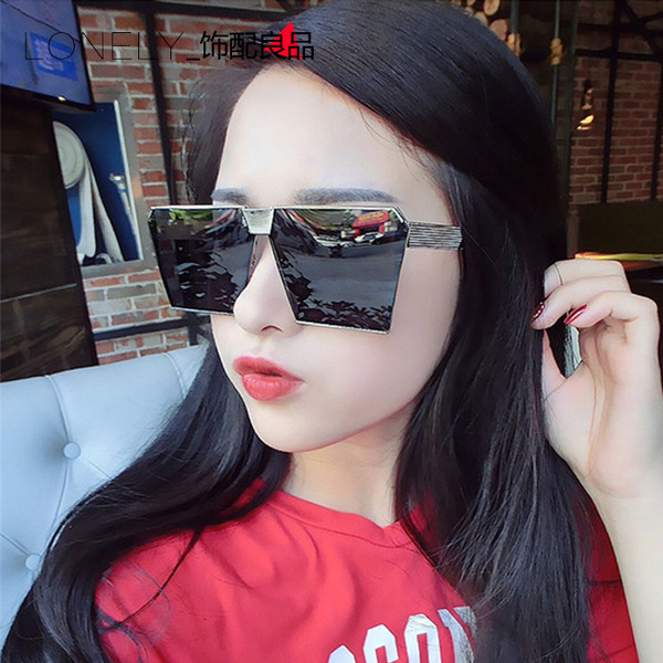 Γυναικεία γυαλιάμε μεγάλο γυαλί σε διάφορα χρώματα