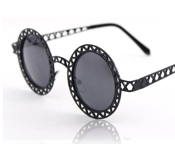 Ochelari de dama cu rama metalica