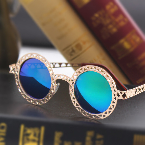 Ochelari de dama cu rama metalica