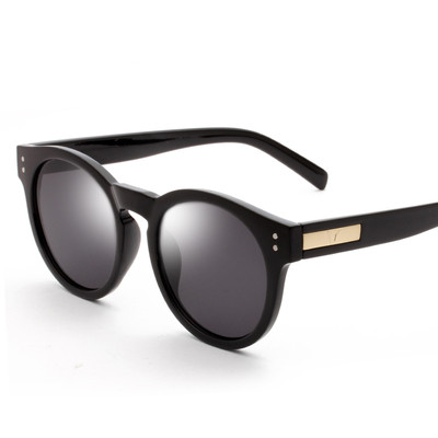 Ochelari de soare de dama cu rame colorate in motive florale