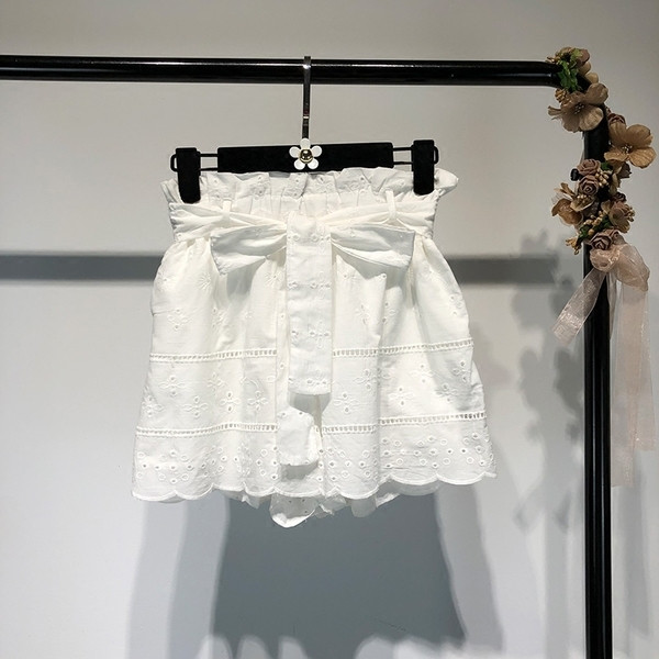 Καθημερινή λευκή φούστα με ζώνη