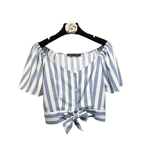 Bluză de damă în dungi scurte cu panglică