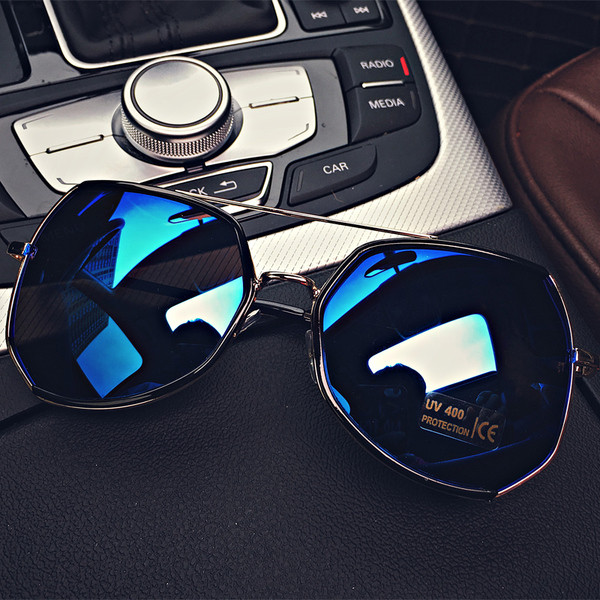 Γυναικεία γυαλιά ηλίου σε διάφορα χρώματα