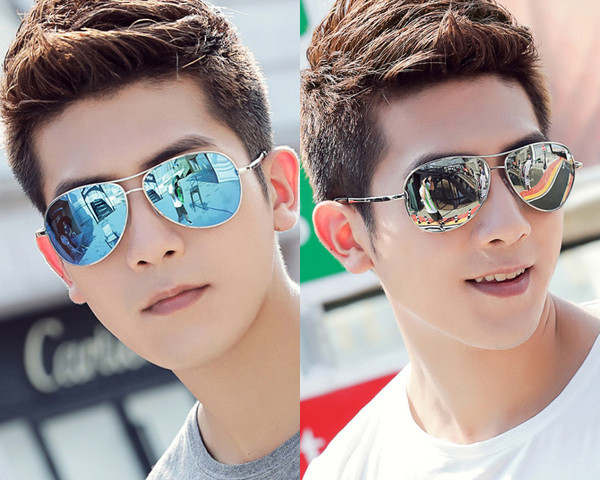 Ochelari pentru bărbați cu lentile rotunjite și o ramă subțire