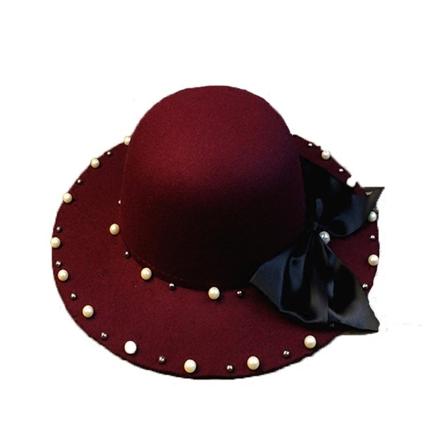 Stílusos női sapka több színben gyöngyökkel és szalaggal