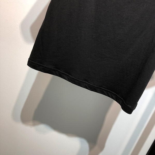 Γυναικείο μπλουζάκι σε μαύρο χρώμα με επιγραφή