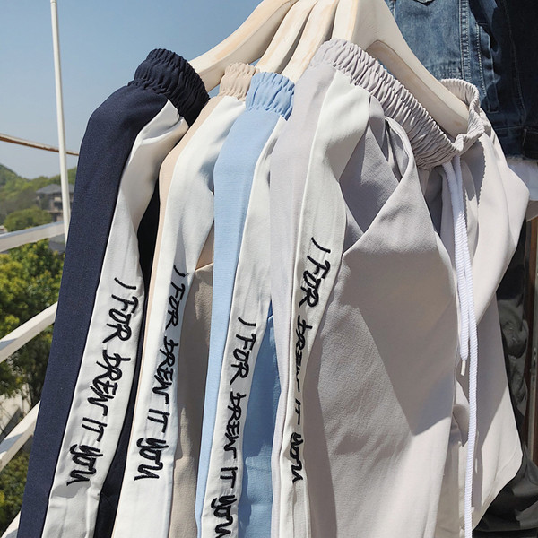 Pantaloni scurți sport casual pentru bărbați, cu margini și inscripție în patru culori