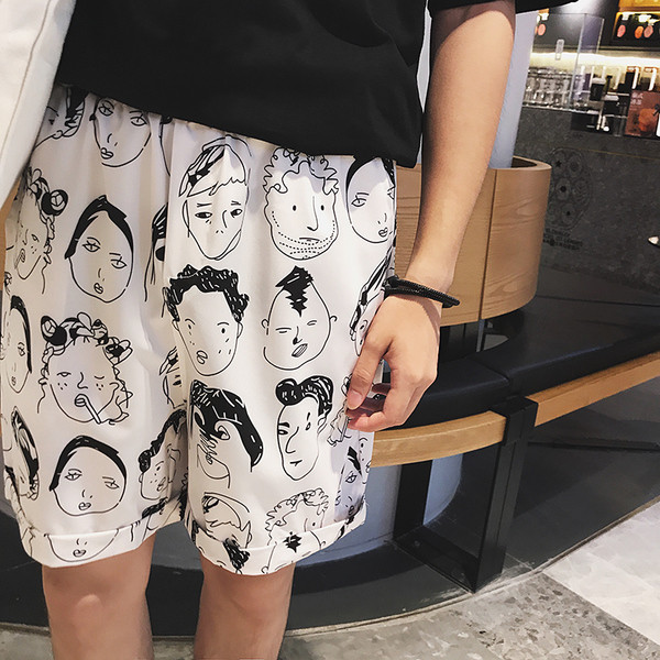 Pantaloni scurți casual pentru bărbați cu aplicație în trei culori