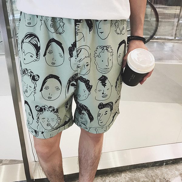 Pantaloni scurți casual pentru bărbați cu aplicație în trei culori