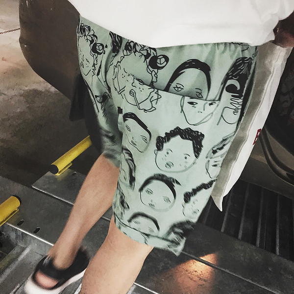 Pantaloni scurți casual pentru bărbați cu aplicație în trei culori