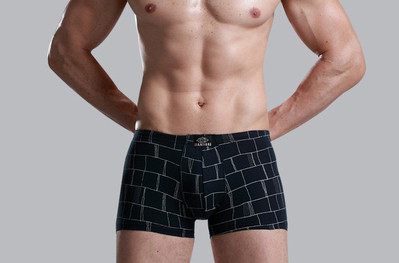 Boxeri pentru bărbați în diferite culori