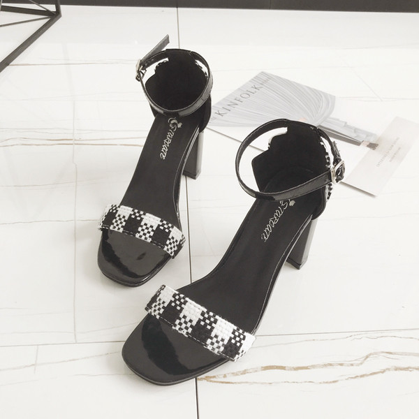 Sandale de dama cu toc inalt cu bretele subtiri