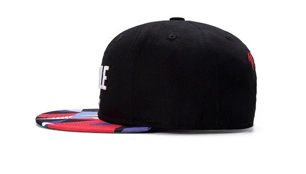 Palarie barbateasca cu broderie