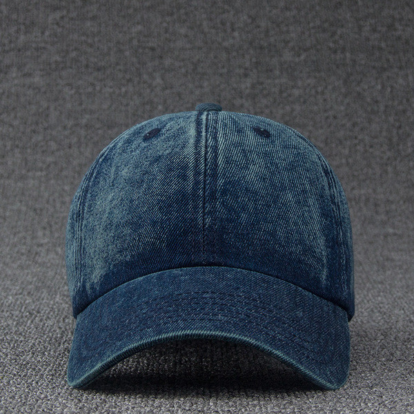 Pălărie bărbătească în două culori