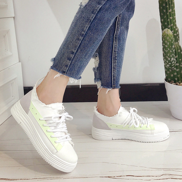 Αθλητικά casual γυναικεία παπούτσια σε τρεις αποχρώσεις