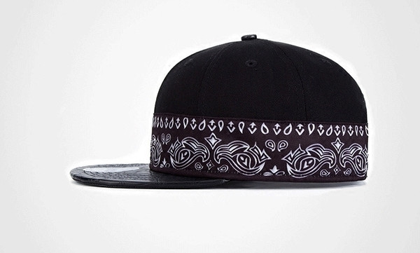 Αντρικό καπέλο με εθνοτικά μοτίβα