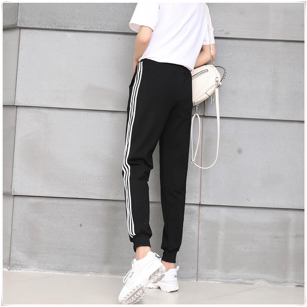 Γυναικείες αθλητικές φόρμες με ψηλή μέση 