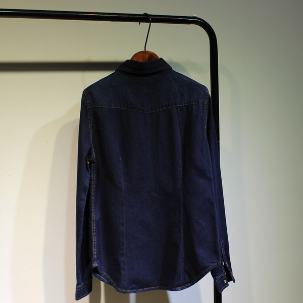 Cămașă lungă de blugi de damă de culoare închisă