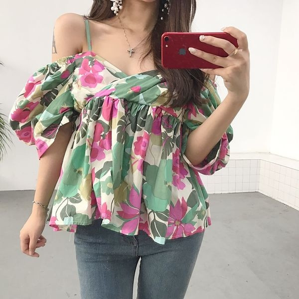 Γυναικεία καλοκαιρινή μπλούζα με κορδόνια σε μοτίβα λουλουδιών