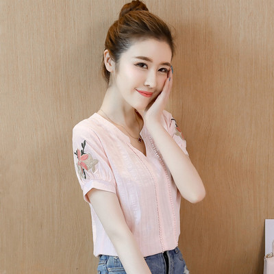 Γυναικείο πουκάμισο με κοντό μανίκι και κεντήματα σε διάφορα χρώματα