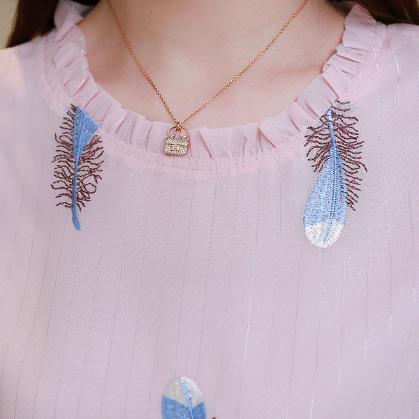 Női sifon ing toll rátéttel, különböző színekben