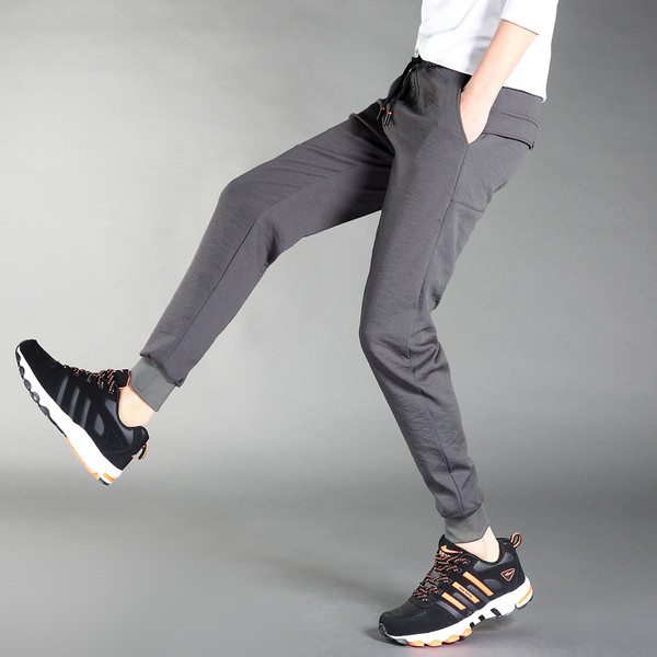 Καλοκαιρινή ανδρική  αθλητική φόρμα με διακοσμητικά κουμπιά