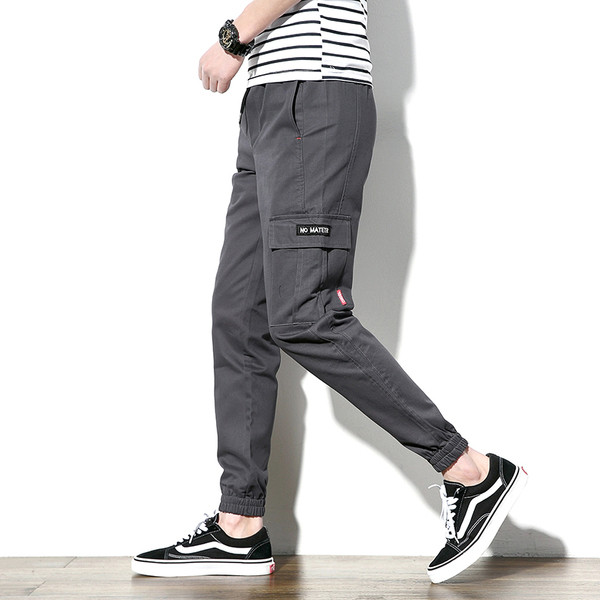 Ανδρική φόρμα για  αθλήματα δύο χρωμάτων