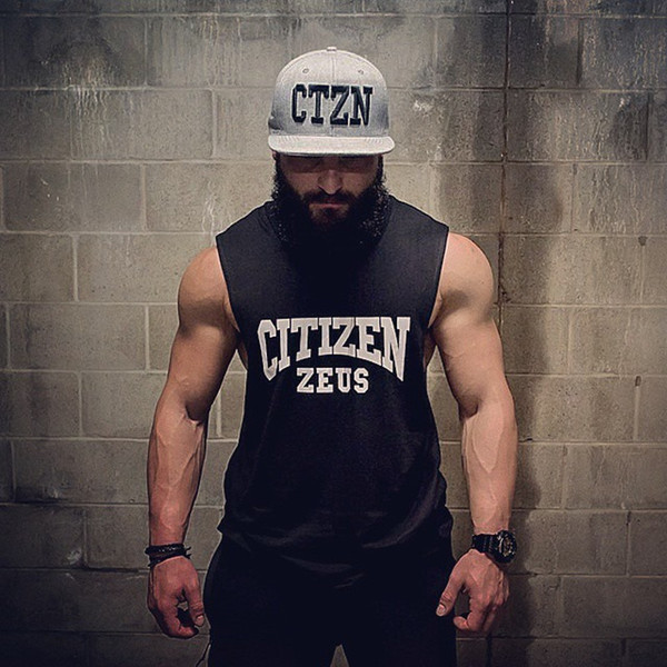 Fitneszre alkalmas férfi felső, fekete-fehér színben felirattal