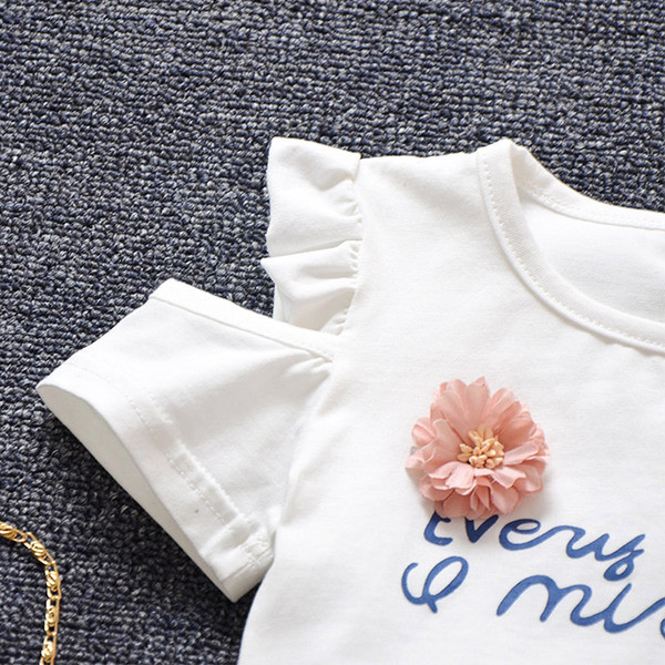 Baby Girls Set που αποτελείται από μπλουζάκι με  κοντό μανίκι και σορτς σε διάφορα χρώματα