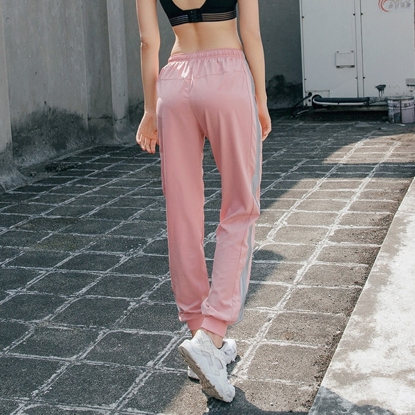 Дамски анцуг широк модел със страничен кант