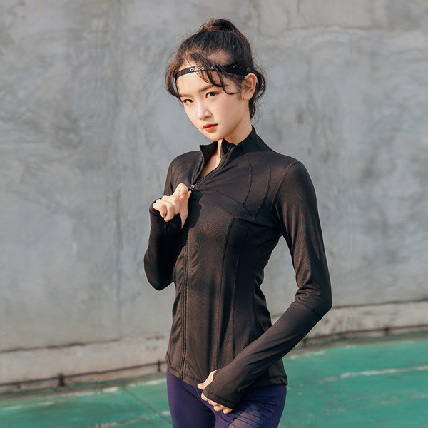 Γυναικείο αθλητικό λεπτό μπουφάν  σε δύο χρώματα