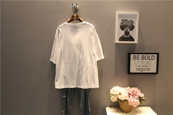 Γυναικείο T-shirt MAXI με επιγραφή και 3/4 μανίκι, σε λευκό και μαύρο χρώμα